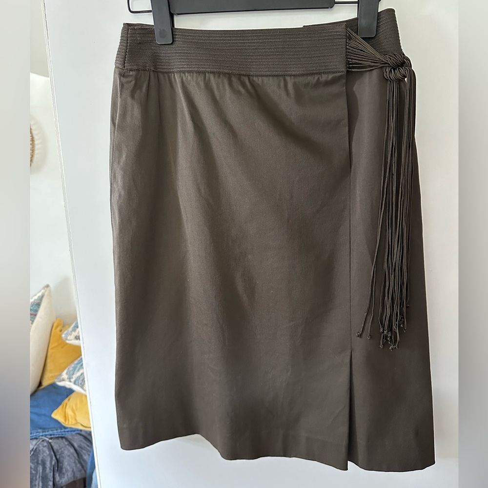 Vintage Carlisle army green skirt with fringe belt detail.  Size 10 wais…